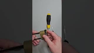 Combination padlock opened two ways. AVOID THIS LOCK!!! #security #lockpicking #tips #locksport