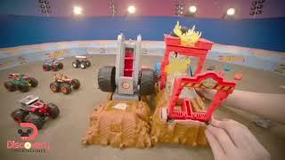 Hot Wheels® Monster Trucks Arena Smashers™ Bone Shaker Tire Press Challenge™ Playset