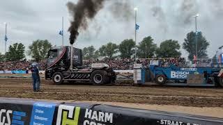 Pulling Truck building POWER! Tractorpulling Putten