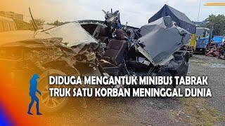 NGAWI Diduga Mengantuk Minibus Tabrak Truk Satu Korban Meninggal Dunia