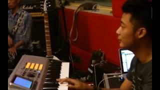 NOAH - ADA APA DENGANMU ( LATIHAN DI MUSICA STUDIO BARENG INDRA DAN ANDIKA EX PETERPAN )