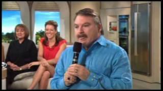 James Van Praagh failing miserably at cold reading on The Circle, Channel 10.