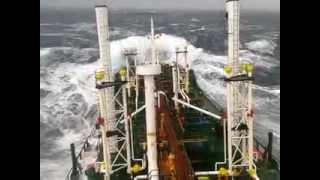 Химовоз в шторм/Chemical tanker in storm.