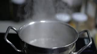 Boiling Water In Slow Motion - 100% Free Stock Footage (brollstock.com)