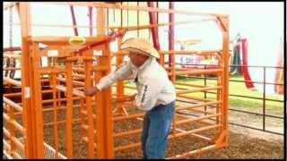 Sioux Steel Calving Pen Care Center | LivestockShed.com