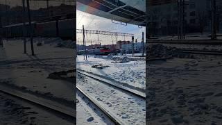 ВЛ10у - 995 по второму пути на Москву