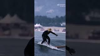 Surfing lessons for Qin Haiyang during the holiday break.