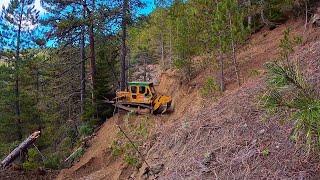 How Does a Caterpillar D7g Bulldozer Operator Make Way for Cliffs? #caterpillar #bulldozer