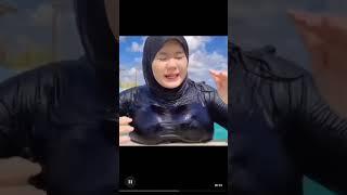 siang siang gini enaknya berenang