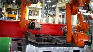 Russia 3 ABB Robots Turntable Waterjet Cutting 5