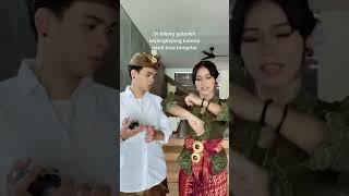 DANCE TIKTOK VIRAL PEMERSATU BANGSA CEWEK BALI