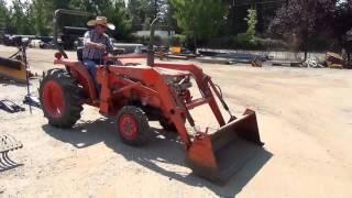 Nevada County Surplus Auction - Lot 802: Kubota L2250 Wheel Tractor w/ Loader Attachment