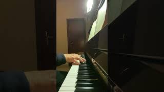 Prisoner of love - musica di Russ Columbo. (Al pianoforte Vincenzo Rotunno)