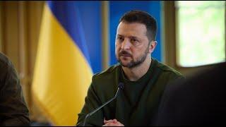 Президент України Володимир Зеленський презентував представникам місцевої влади План ПЕРЕМОГИ