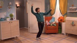 Howard Wolowitz and the Squeaky Floor Conundrum | THE BIG BANG THEORY