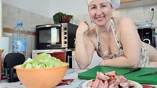 I'm cooking for you. Nudist kitchen. Cooking show. Mila naturist