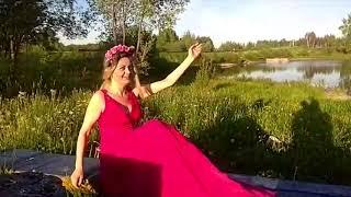 Светлана Соловьёва - поющая ведущая ( Матушка река)