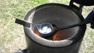 Melting scrap aluminum into ingots (110kg or 242lb)