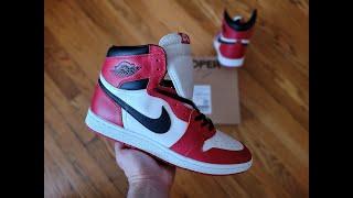 Air Jordan 1 Chicago custom by Developer Boring VS 1985 OG