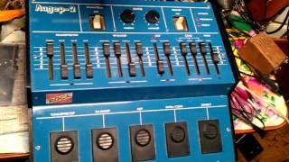 LIDER-2 // vintage Soviet Russian guitar effect FX pedal processor