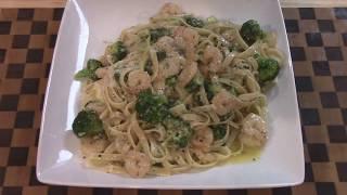 easy recipes for people that can't cook : garlic shrimp and broccoli pasta