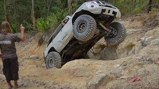 Suspenseful 4x4 Rock Crawl on 42" Tires @ Commodore Hill