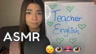 ASMR ROLEPLAY ESPAÑOL / TU MAESTRA TE ENSEÑA INGLÉS BÁSICO