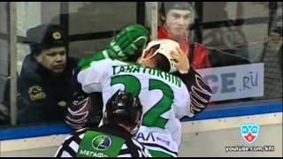 KHL Fight: Pivtsakin VS Taratukhin / Бой КХЛ: Пивцакин VS Таратухин