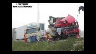 MB. Actros MP4 - Crash On The Road (Part 2)