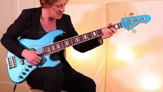 Atelier Z M265 Lake Placid Blue Live Demo - BassFreaks.net