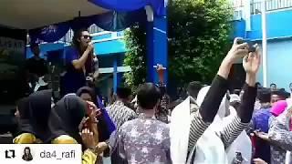 Rumput Laut Band at SMA Serba Bakti Ponpes Suryalaya Tasikmalaya