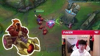Faker's expression when he miss cannon minion