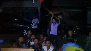 Nobar anak-anak pinggir kali Buaran