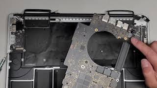 15" inch MacBook Pro A1398 Mid 2014 Disassembly SSD, Motherboard, Logicboard, Charge Port, Magsafe