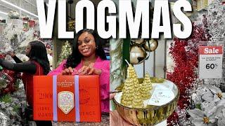 VLOGMAS DAY 2 | Piecing Our Decor Together, Holiday Finds, Christmas Sales, Stairwell Garland .