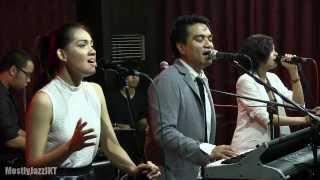 Adriana OST Launching by Indra Lesmana ft. Eva & Monita - Cerita Kita @ Mostly Jazz 30/11/13 [HD]