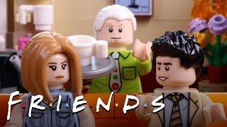 Coffee makes the heart grow fonder | FRIENDS 25 LEGO