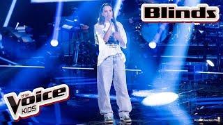 Avril Lavigne - "Sk8er Boi” (Greta) | Blinds | The Voice Kids 2025