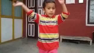 Aaditya Thapa | Surke Thaili Khai Bhana Surke Thaili Khai | Dance | MoMs Montessori 2072