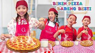 LEIKA AND HER BESTIE LEARNS TO MAKE PIZZA TOGETHER  FUNNY KIDS CHALLENGE