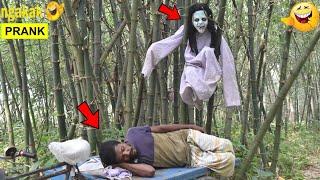 ngakak  prank pocong bocil lagi tidur sampe kocar kacir in indonesia ! Part-10