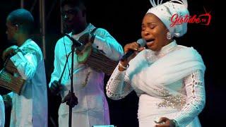 TOPE ALABI WEEPS UNCONTROLLABLY & SPEAK IN TONGUES WHILE MINISTERING AT PRAISE THE ALMIGHTY CONCERT.