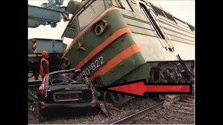 TRAINS run over at the railway TRACKS (TRAIN ACCIDENTS-COMPILATION VIDEO) - № 1