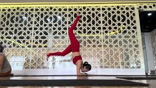 [4K] Mini Skirt Yoga at Home | Yoga Girl Ally Flexible