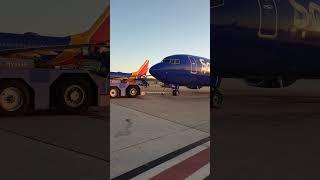 @SouthwestAir Wave From Captain #aviation #trending #airplane #southwestairlines #aviationdaily