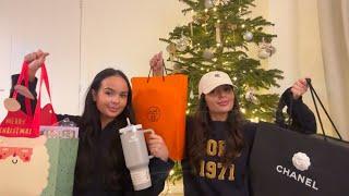 What we got for Christmas 2024 | Ayse and Zeliha