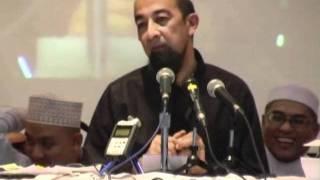 Ustaz Azhar Idrus 2011 Uia - Lawak Habis - Couple Kena Kejar Rimau