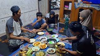 Hidup di desa, Menginap di rumah emak, buka dan sahur bersama terasa kehangatanya