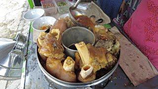 The most brutal flood of cholesterol from lontong kikil in Bojonegoro, Mbak Lis' kikil stall