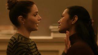 New Amsterdam 4x21 Kiss Scene - Lauren and Leyla "Leyla, this is a bad idea"